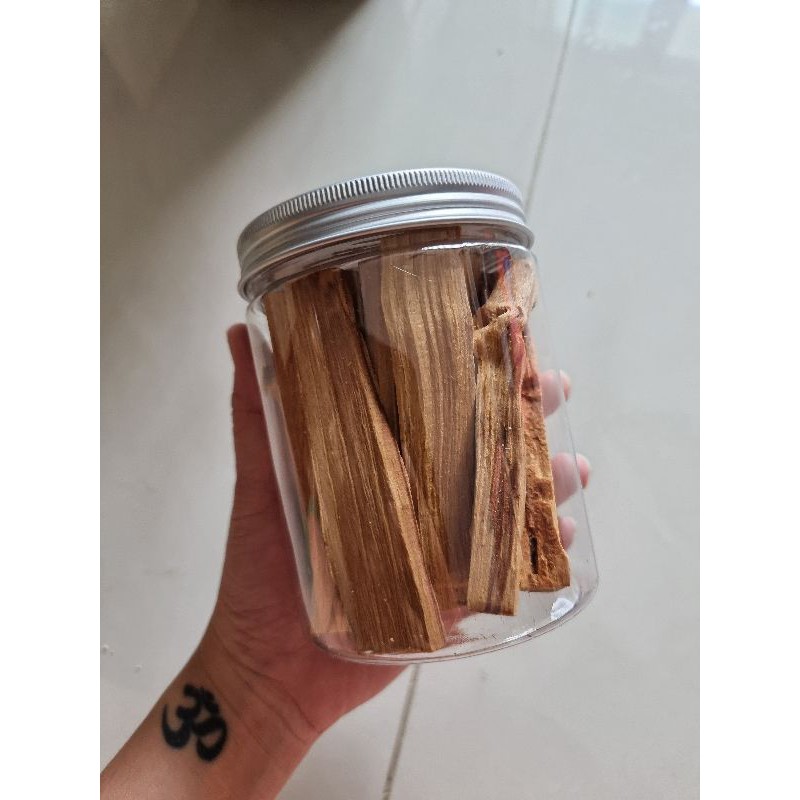Sỉ Palo Santo hay còn gọi Gỗ Thánh Peru, Gỗ Trắc Xanh dùng thanh tẩy, xông nhà