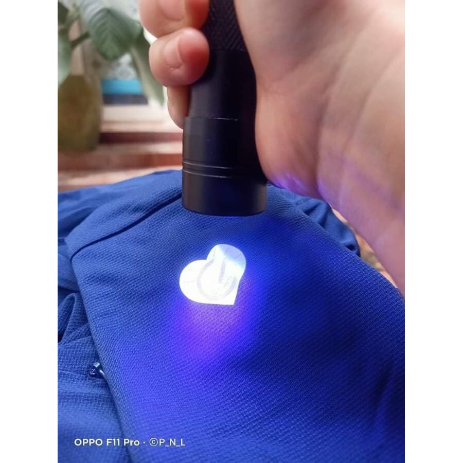 Áo chống nắng GuGee - Sự trải nghiệm mới cho quý khách với miếng tem test sự xuyên thấu của tia UV! | BigBuy360 - bigbuy360.vn