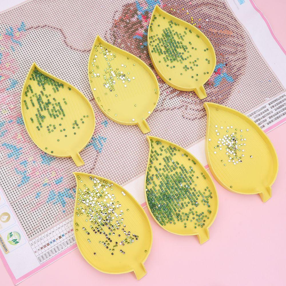 LAY Bộ 13 Bút Đính Kim Cương 5D Bằng Nhựa Resin