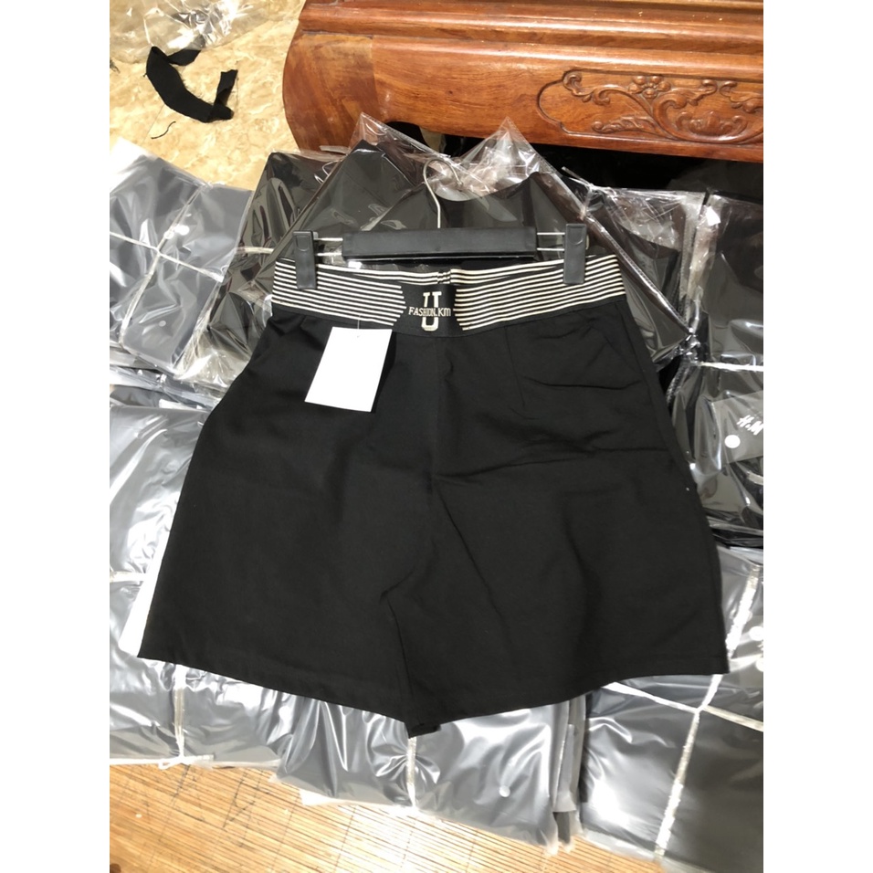 Quần đùi  cạp chun thêu chữ thần thánh vải Umi hàn dành cho nữ-Bigsize