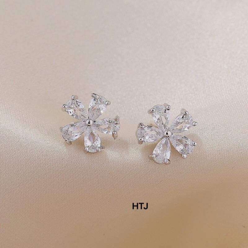 Khuyên tai bạc khuyen tai hoa nhỏ nạm đá trắng xinh xắn