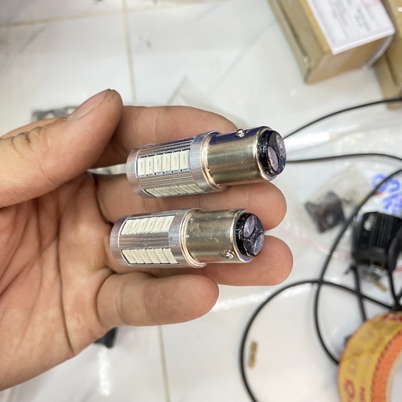 Đèn led hậu 33 tim cực chất.( giá 1 bóng) lắp vừa cho các dòng xe số