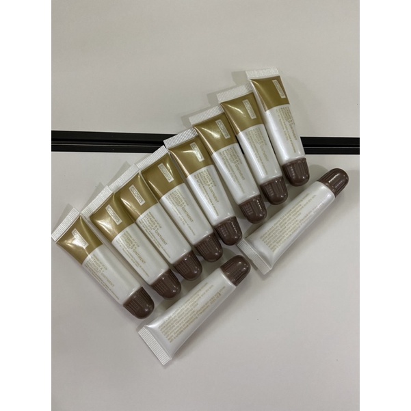 Dưỡng tuýp VITAMIN AD sau xăm.
