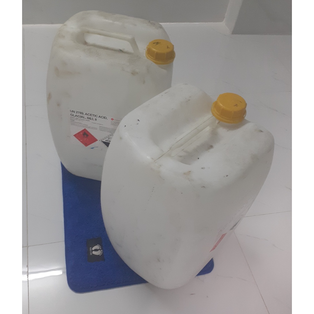 Can nhựa trắng 30 lít cũ sài 1 lần, dày, cứng, chắc chắn, bao sài
