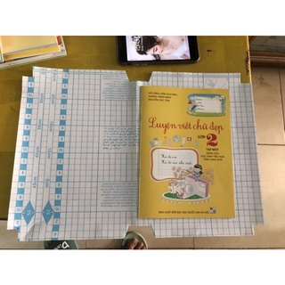 Bọc dán sách vở đề can