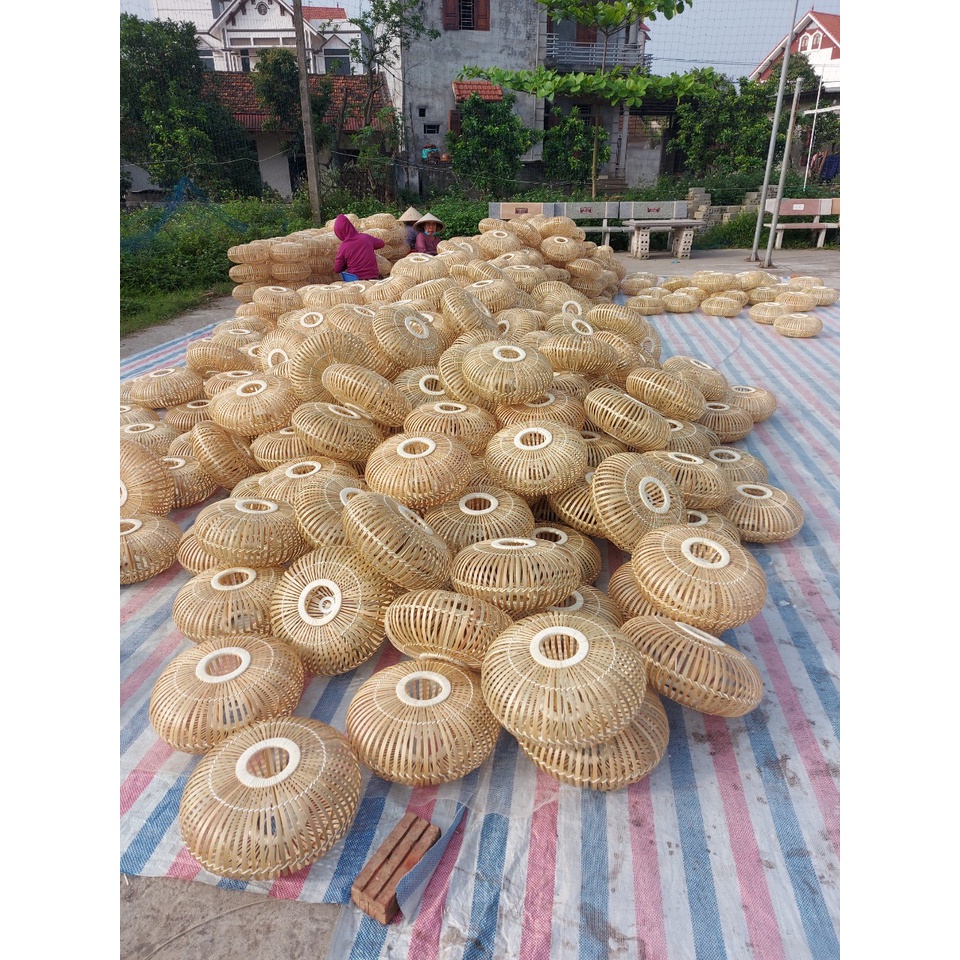 Đèn tre treo trần trang trí hình cầu 40cm - Nguyenlieutresaigon.com