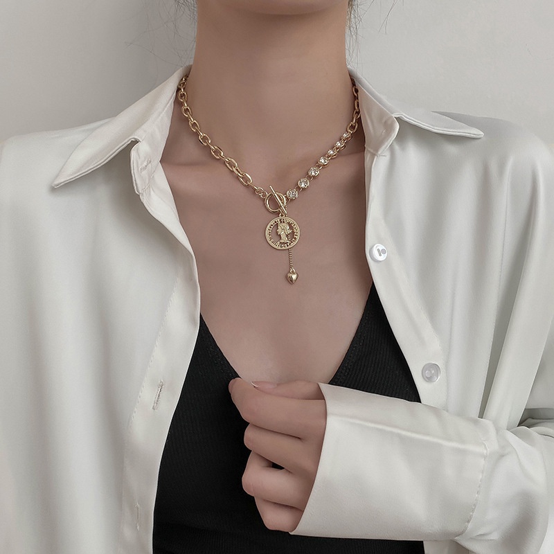 Dây Chuyền Kim Loại Mặt Đồng Xu Thời Trang Sang Trọng 19A1393