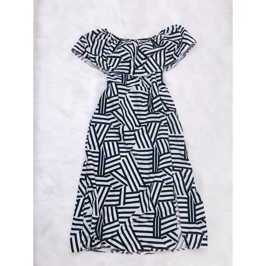 Đầm trễ vai phối bèo xẻ tà chất liệu lụa in 3D Rose Fashion