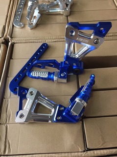 Bộ gác chân sau CNC