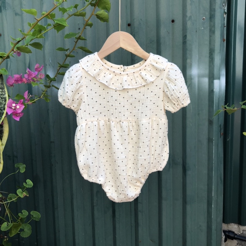 Romper bé gái tay bồng chất liệu xô muslin cao cấp