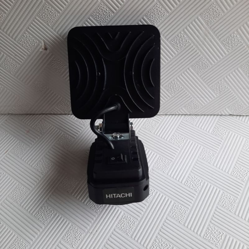 Đèn pin LED dùng pin chân pin phổ thông makita 14.4v-36v thiết kế bi cầu Rọi xa