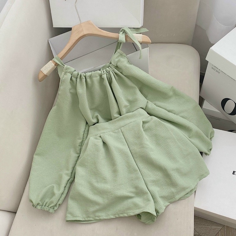 🦋Sét Áo Xanh Khoét Vai Tay Phồng Kèm Short🦋