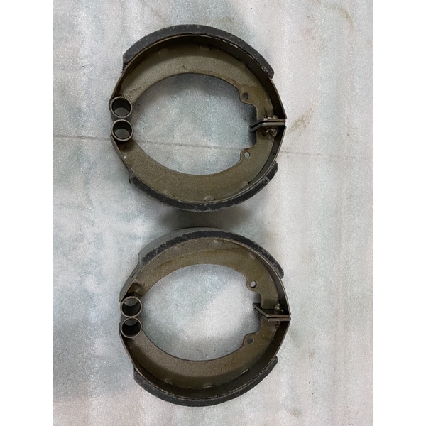 Bộ má phanh,bố thắng 14,5cm, 4 chiếc loại đường kính 14,5cm dùng lắp ráp thay thế cho cầu sau xe 3 bánh,4 bánh