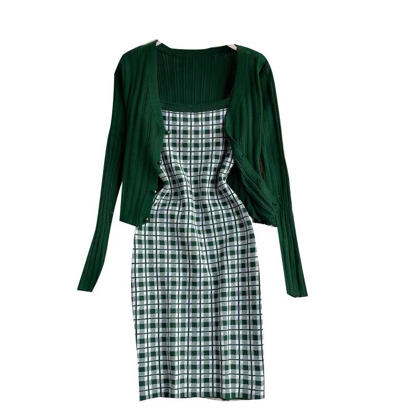 [MUA 1 ĐƯỢC 2] Set Trang Phục Nữ Cadigan Len Phối Váy Dây Kẻ Body_Phong Cách Hàn Quốc | BigBuy360 - bigbuy360.vn