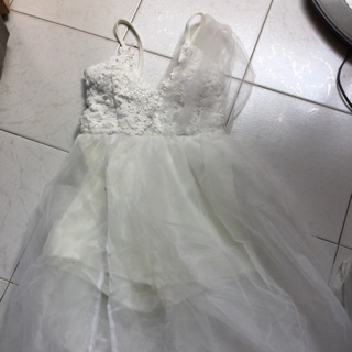 Đầm dây ren xòe tùng lưới