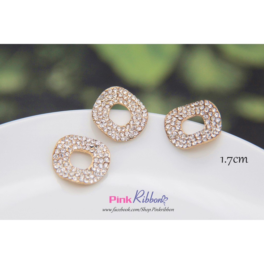 Charm rỗng đính đá