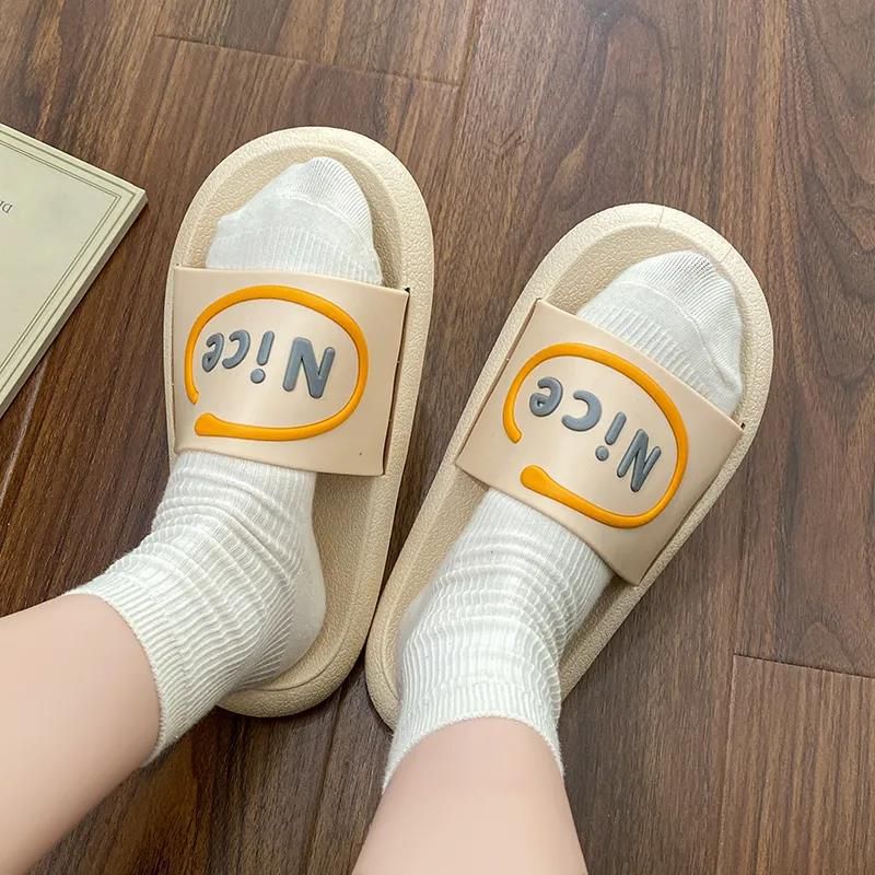 - Dép bánh mì caro siêu hot 2022