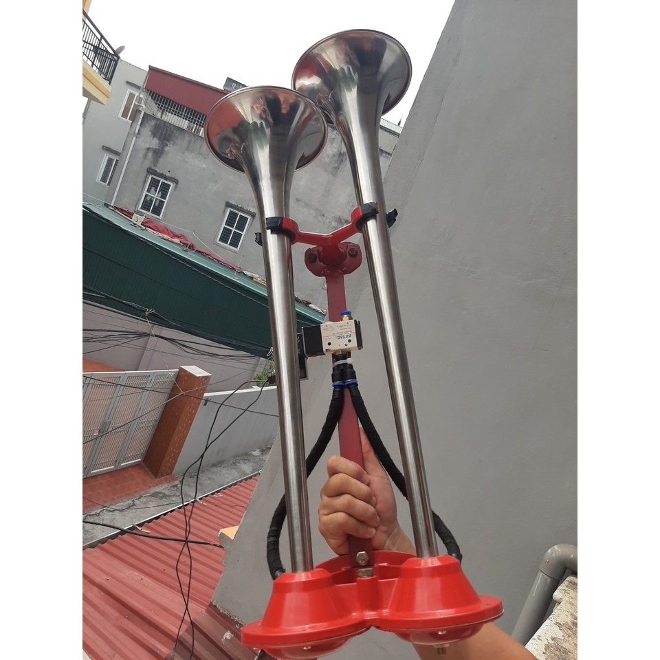 Còi hơi đế đỏ chất âm to , , khỏe nghe cực phê
