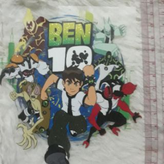 Hình ủi Ben 10 thách thức kẻ thù