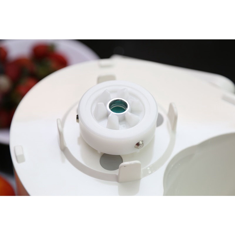 Máy ép trái cây Panasonic MJ-68MWRA