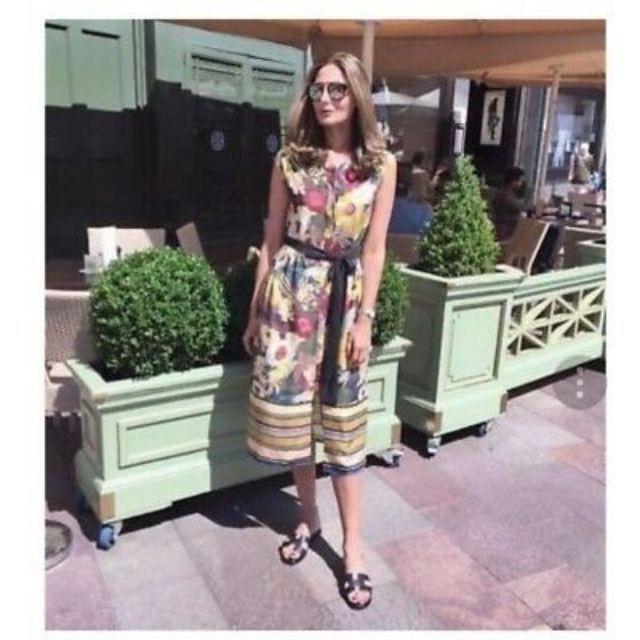 Đầm midi hoa lá Zara auth - used