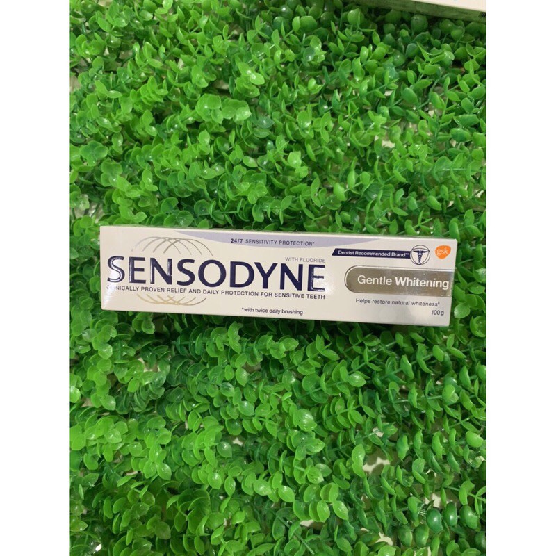 Kem đanh răng Sensodyne trắng răng giảm ê buốt