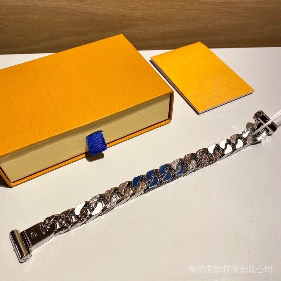 Vòng đeo tay thép phong cách Vuitton châu Âu