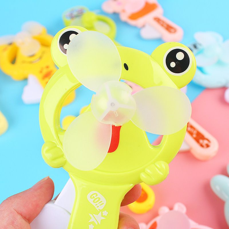 _ Quạt Bóp Cầm Tay Mini Tiện Ích _ Thiết Kế Hoạt Hình Ngộ Nghĩnh
