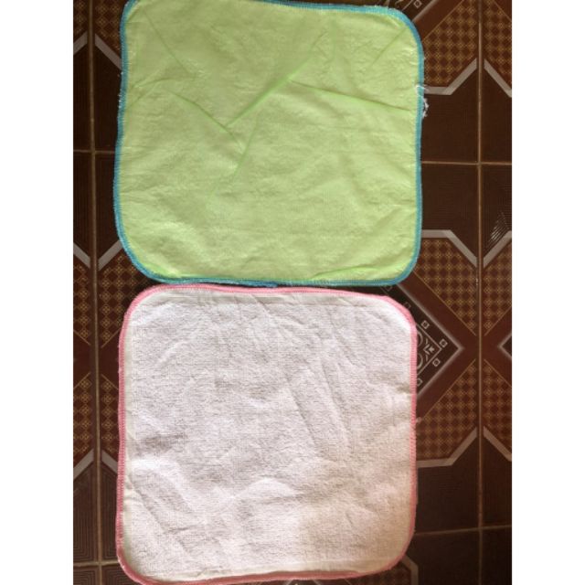 1 Chiếc Tấm Lót Chống Thấm ĐOREMON Cho Bé 30×30cm