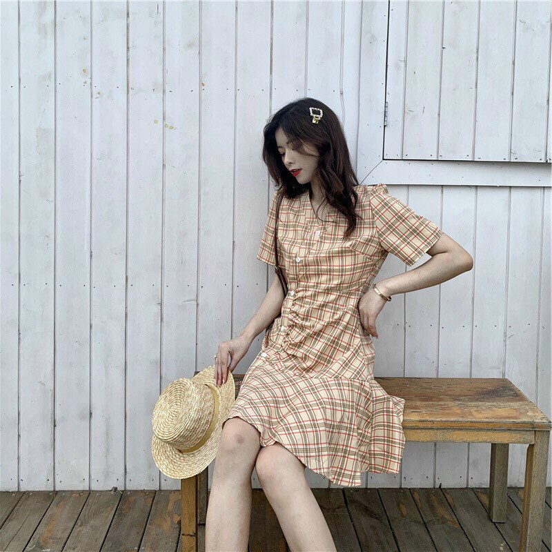 [ Miễn phí ship 2022 ] Váy kẻ caro vintage chất thô mềm dáng xuông đuôi cá, phối nút đơn giản phong cách hàn quốc