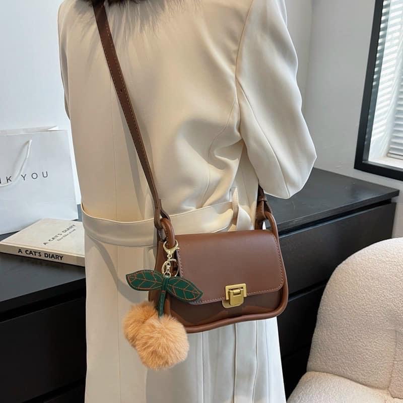 TÚI KẸP NÁCH KHOÁ GẬP TRƠN