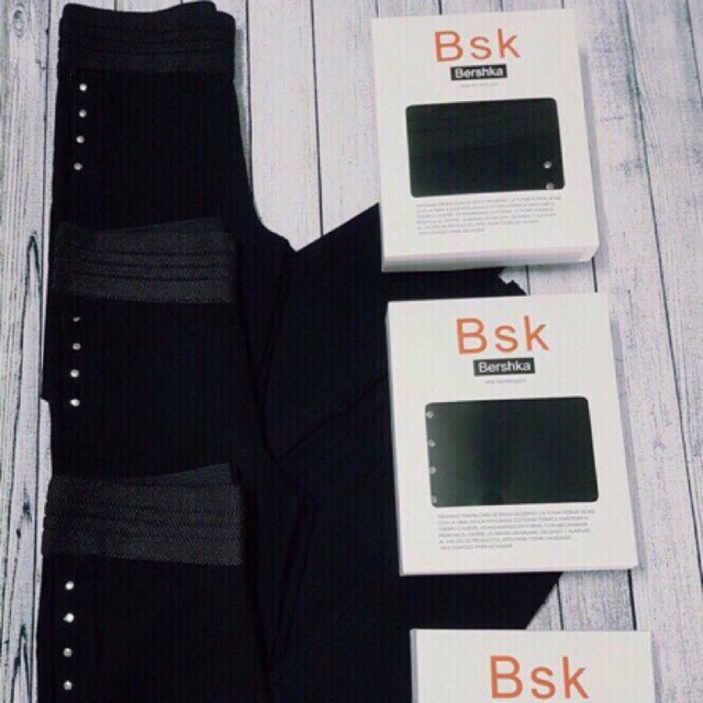 Quần legging nạm đinh | BigBuy360 - bigbuy360.vn