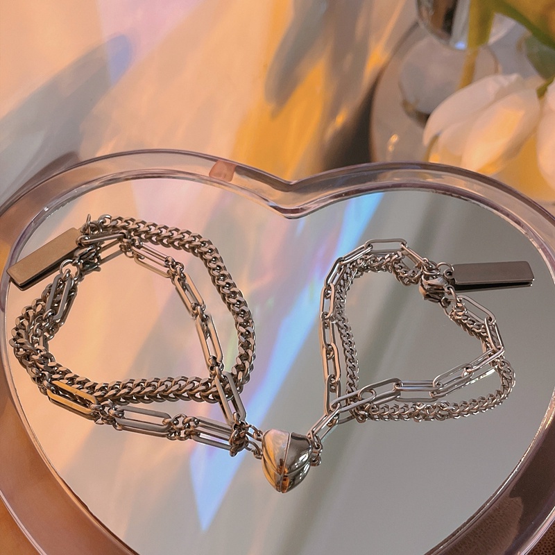 Vòng tay 17KM hai lớp với hình trái tim từ tính thời trang Hàn Quốc cho cặp đôi