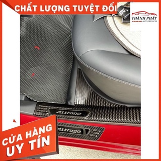 Ốp bậc cửa Carbon Mitsubishi Attrage 2020 2021 2022 Chất liệu cao cấp Full bộ 8 chi tiết