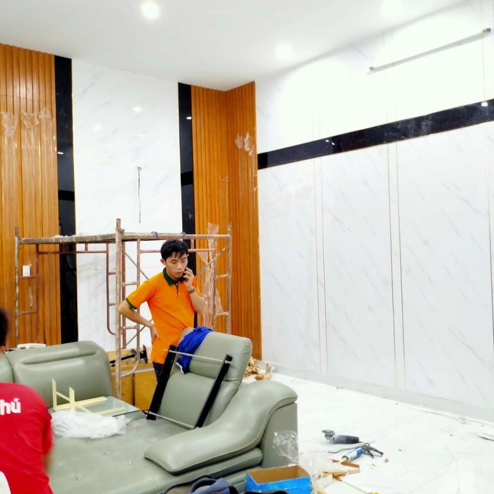 Tấm ốp Tường Lam Sóng, nhựa giả gỗ, vân gỗ, nhận thi công