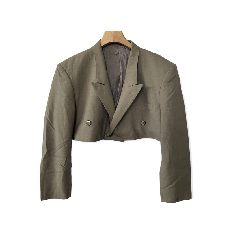 Áo blazer croptop 2hand (ảnh shop chụp 100%)-NT hoặc XEM MẪU TẠI INS(tiem1999.2hand) | BigBuy360 - bigbuy360.vn