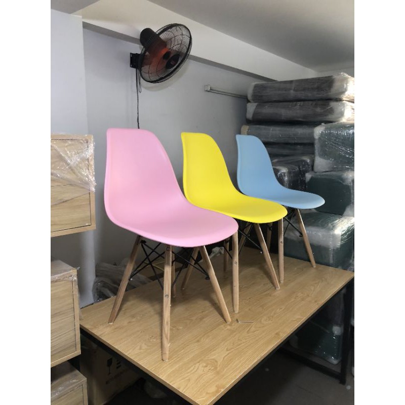 Ghế Eames Chân Gỗ Hàng Nhập Khẩu | BigBuy360 - bigbuy360.vn