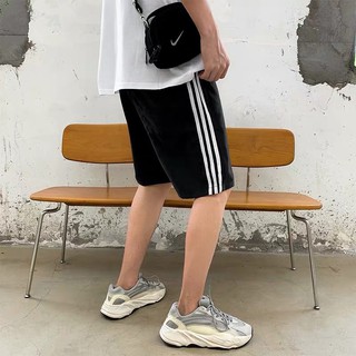 Quần short thể thao 3 sọc