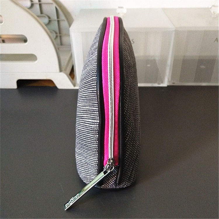 ✷✤❈▬Túi đựng mỹ phẩm bằng vải canvas màu xám mới của Lancome, clutch, ví tiền xu, đồ đơn giản, hoàn thiện