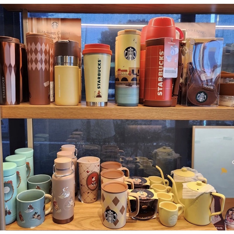 Bộ sưu tập Ly mùa thu Starbucks Korea 2022