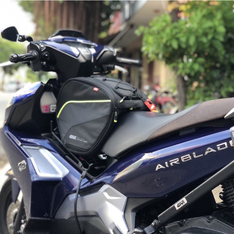 Túi Để Bụng Xe Givi EA135B - Túi Đựng Đồ 15L Để Giữa Xe Hoặc Ràng Yên Sau - Givi Tunnel Bag  EA135 - Bạn Phượt