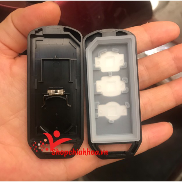 Vỏ chìa khóa xe máy Honda thông minh SH có đầy đủ nút kèm theo