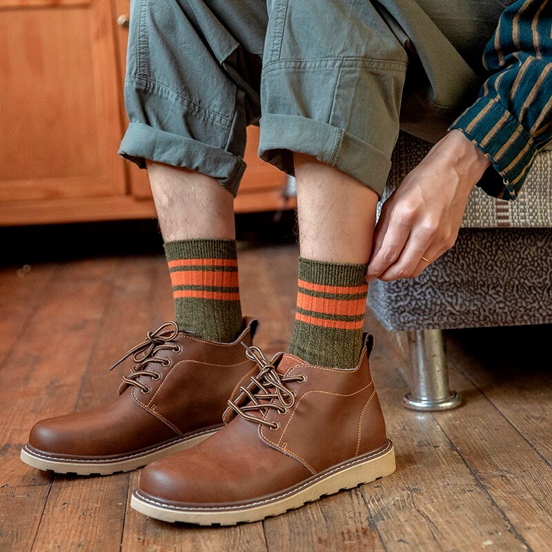 Men's Striped Breathable Crew Fashion Socks Combed Cotton Stripes Casual Comfortable Long Socks Boys Hosiery Easy-matching