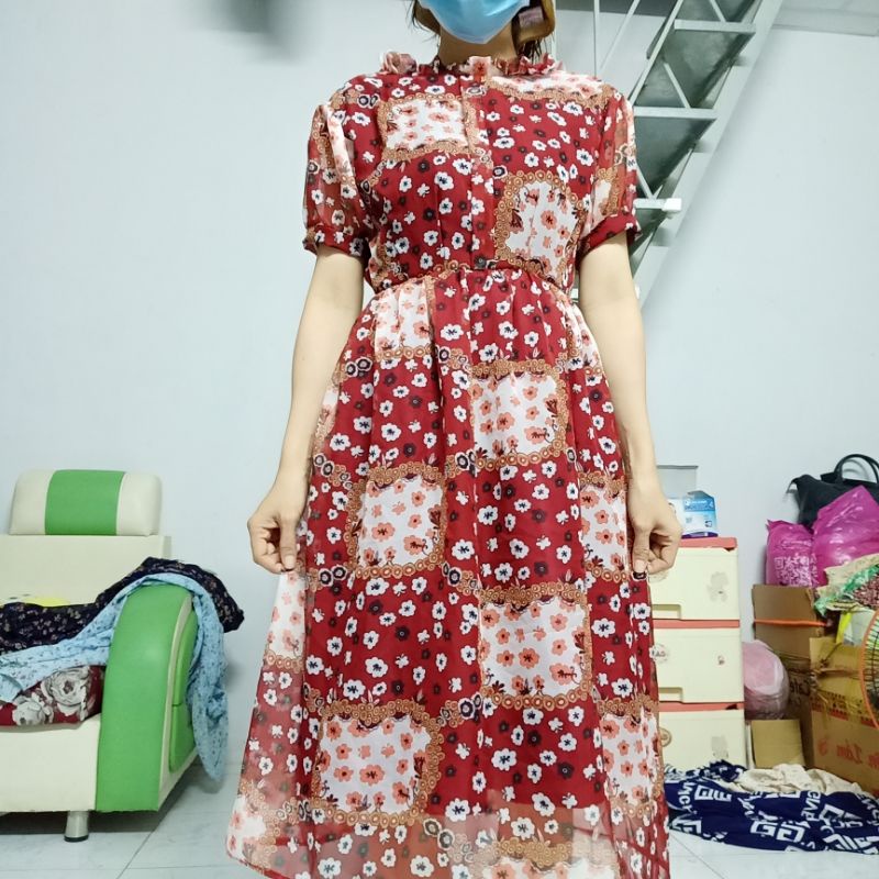 đầm thiết kế von hoa