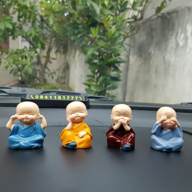 Bộ tượng chú tiểu 4 không