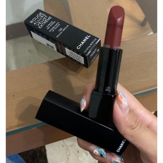 Son Lì Chanel Rouge Allure Velvet Extreme Màu 130 Rouge Obscur | BigBuy360 - bigbuy360.vn