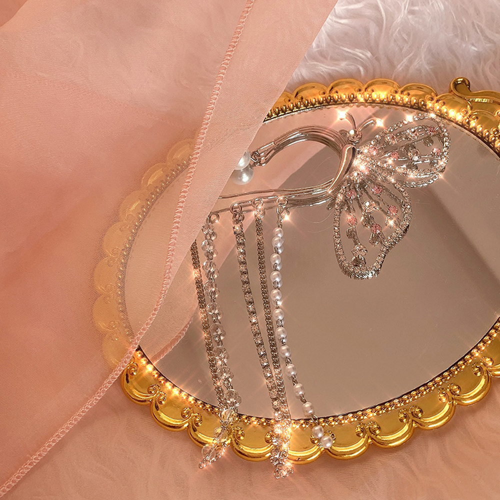 Khuyên tai dáng dài tạo hình độc đáo cho nữ