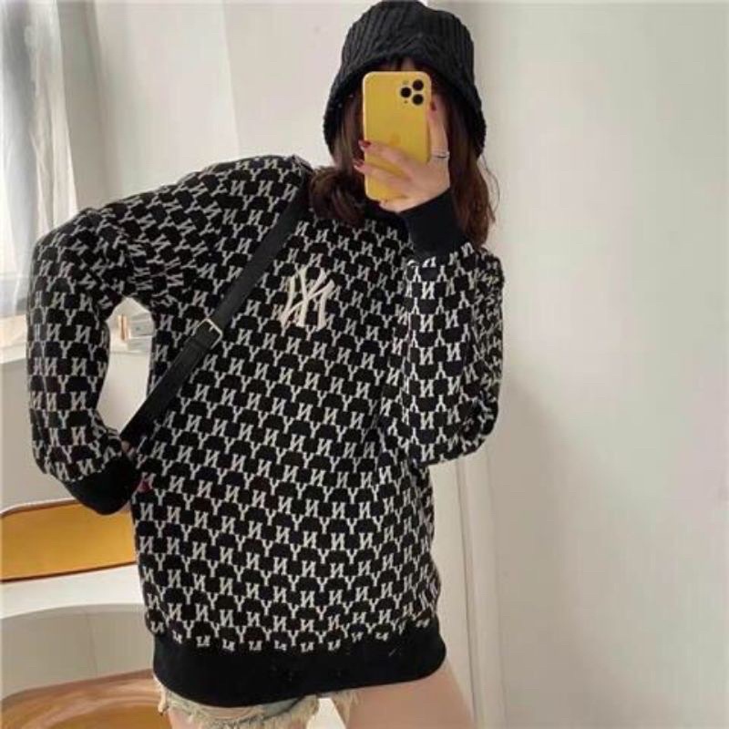 Áo Sweater Unisex NY màu ĐEN/KEM Vải Chân cua Form Rộng Ulzzang Unisex  Nam nữ unisex  Jaystoree