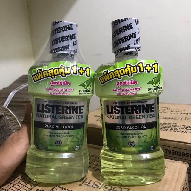 Mua 1 Tặng 1 Nước Súc Miệng Trà Xanh Listerine Natural Green Tea 750ml