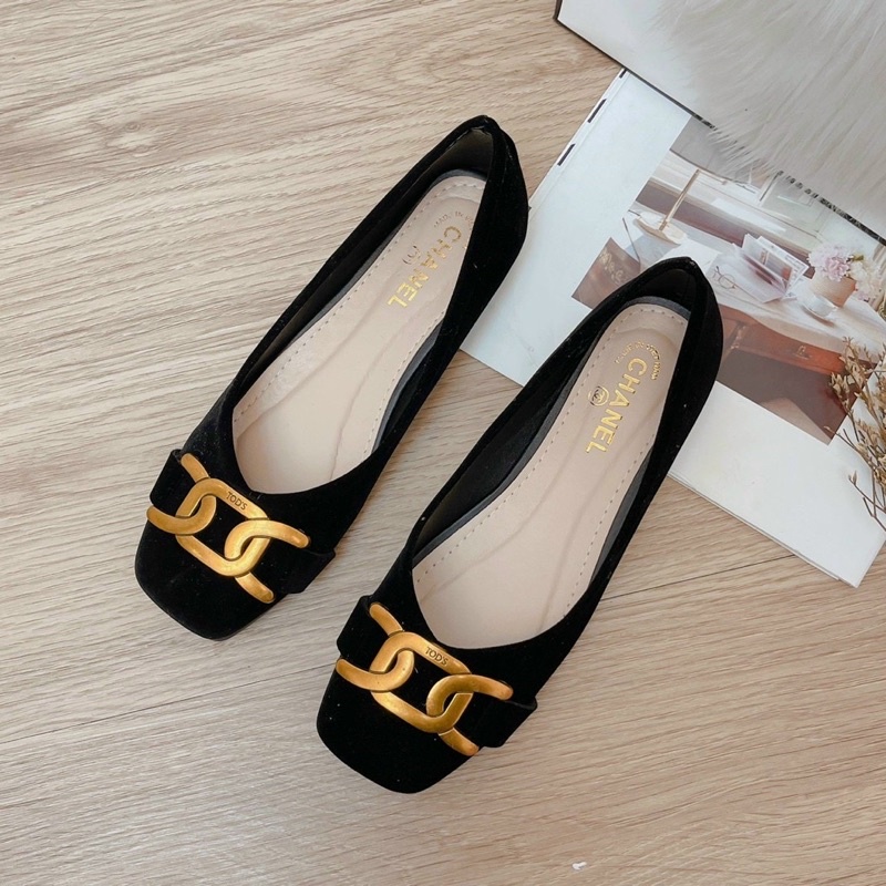 GIÀY BÚP BÊ PHỐI KHOÁ KIỂU ĐƠN GIẢN